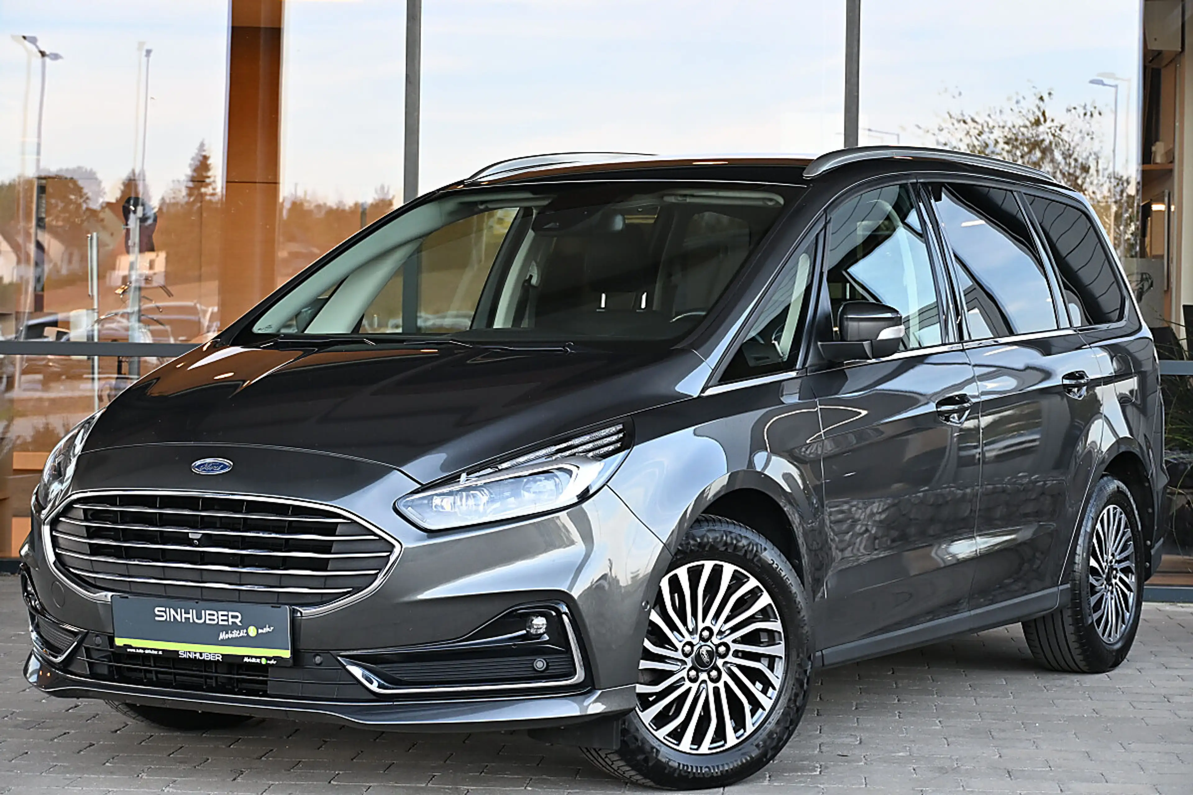 Ford Galaxy 2,0 EcoBlue Titanium Aut. ACC, adapt. LED, Navi...