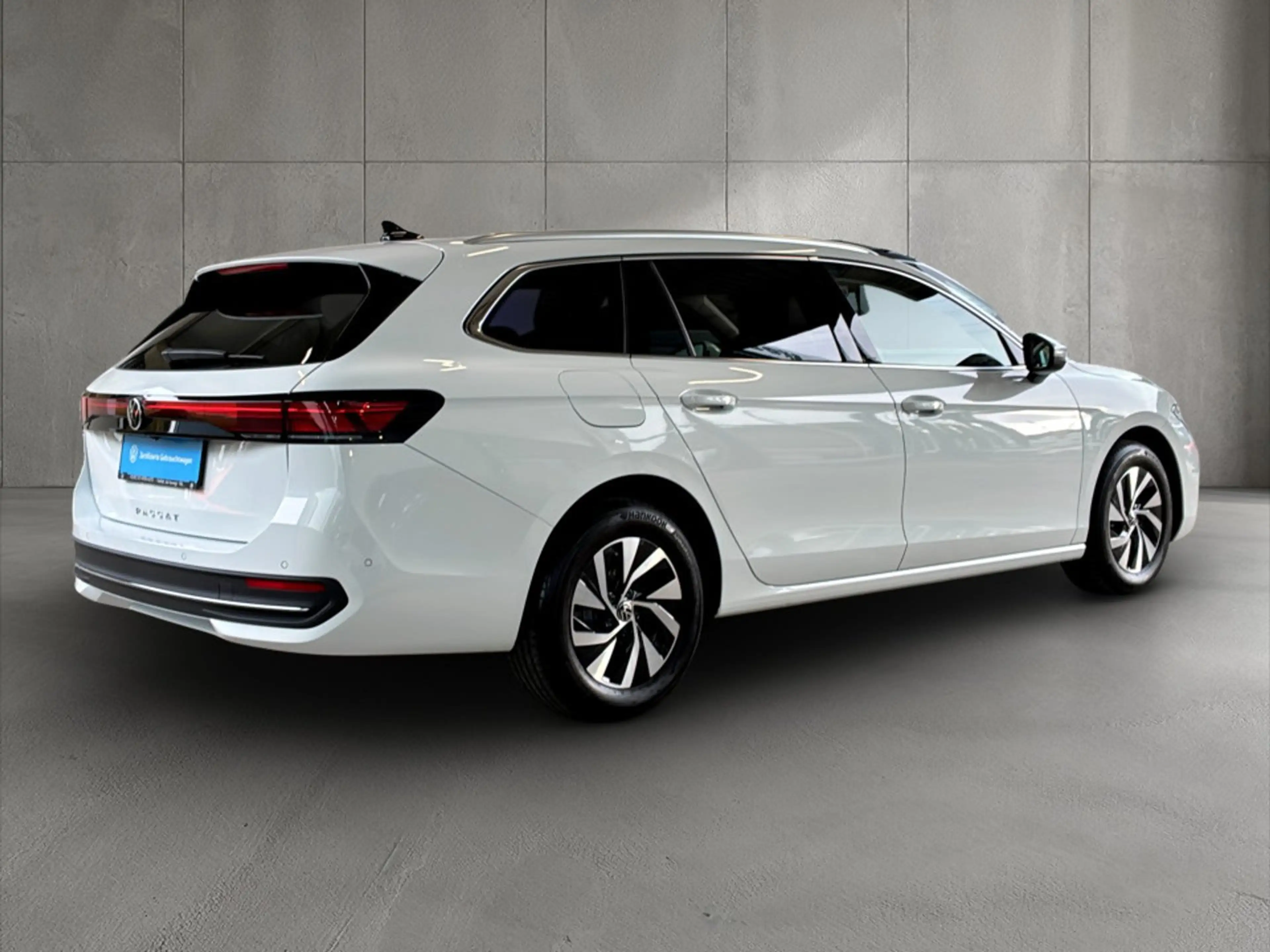 Volkswagen Passat Variant Business TDI DSG — photo 4