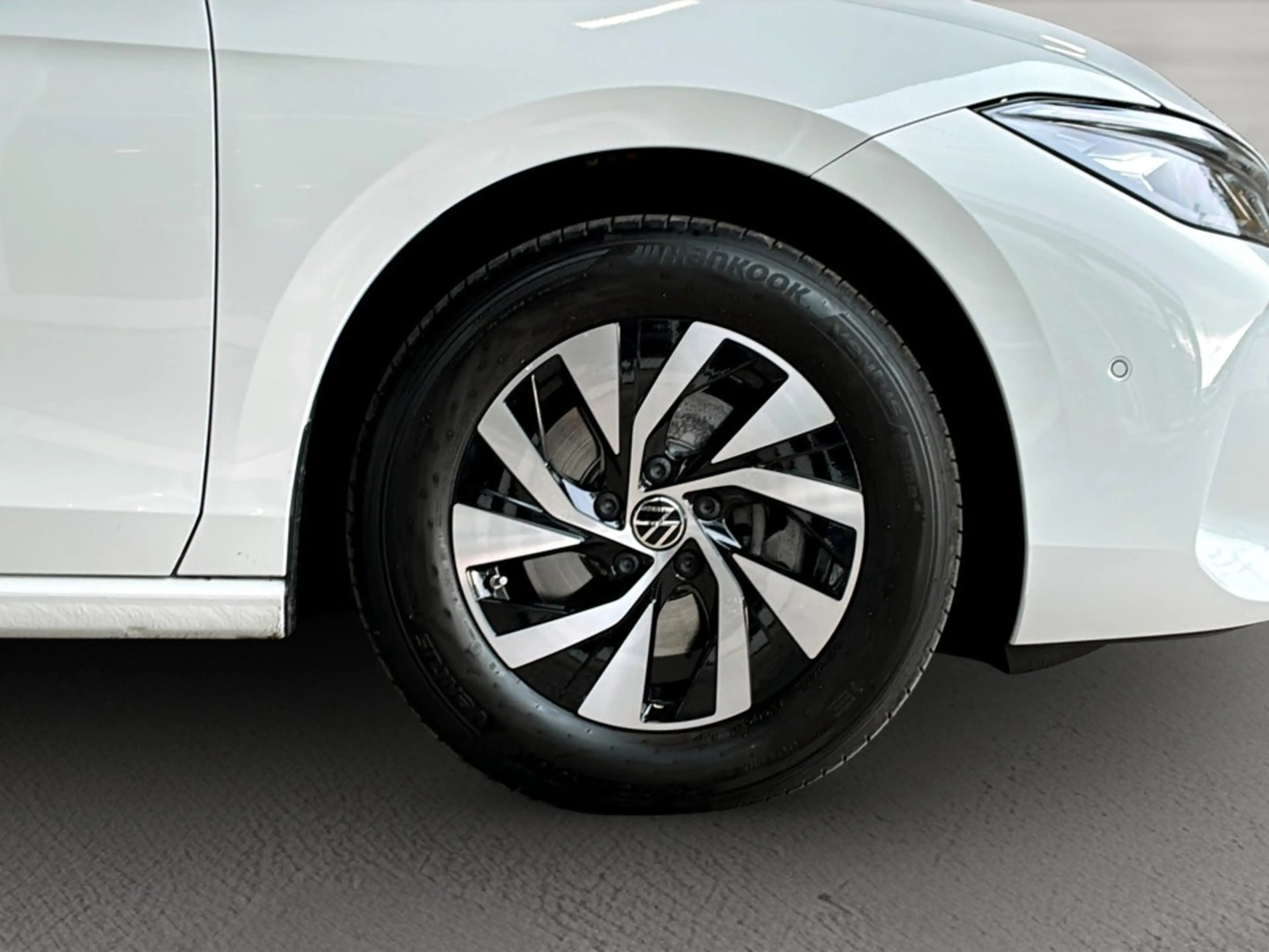 Volkswagen Passat Variant Business TDI DSG — photo 6