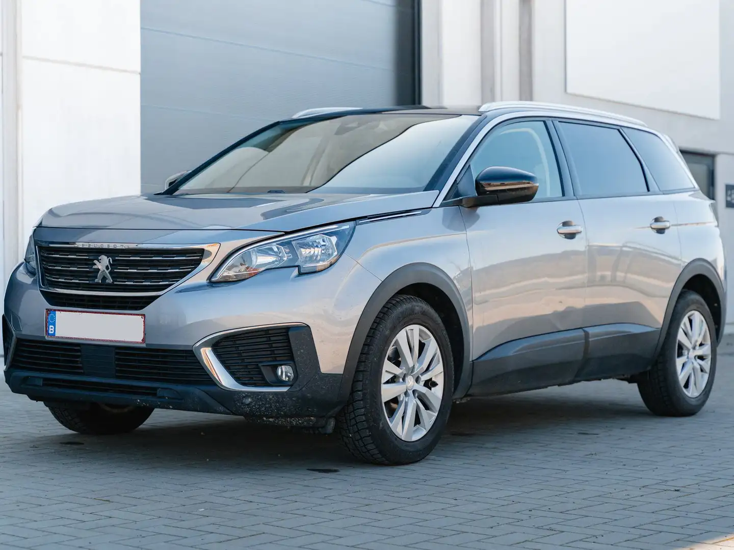 Peugeot 5008 Active 1.2 essence | 5pl.|Navi|1er prop|Garantie Gris - 2