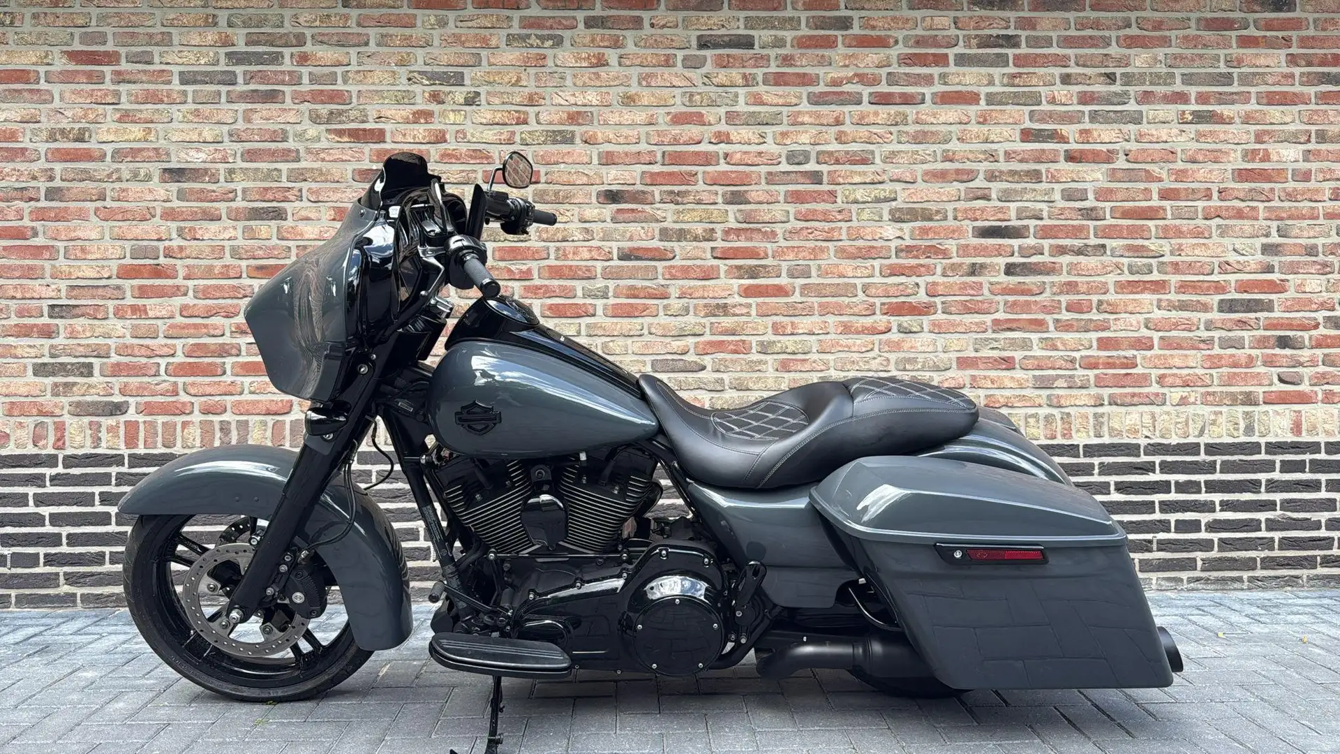 Harley-Davidson Street Glide 103 FLHXS Special Streetglide Blackout CVO 5HD - 1