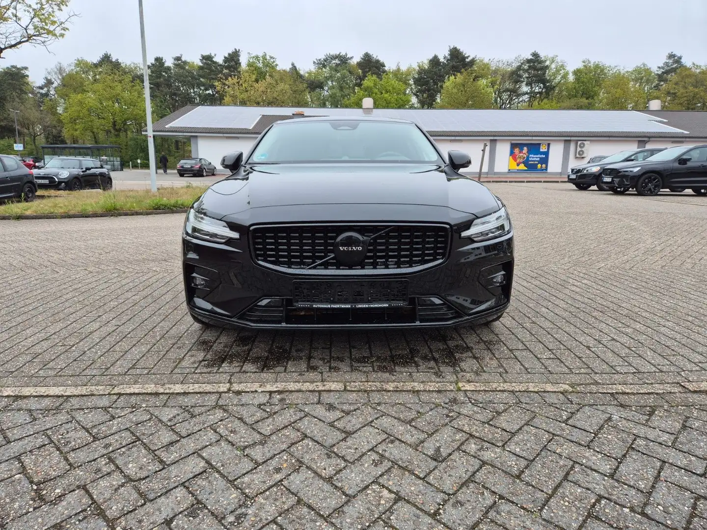Volvo S60 Ultimate Dark  B5 AWD "Vollausstattung" Nero - 2