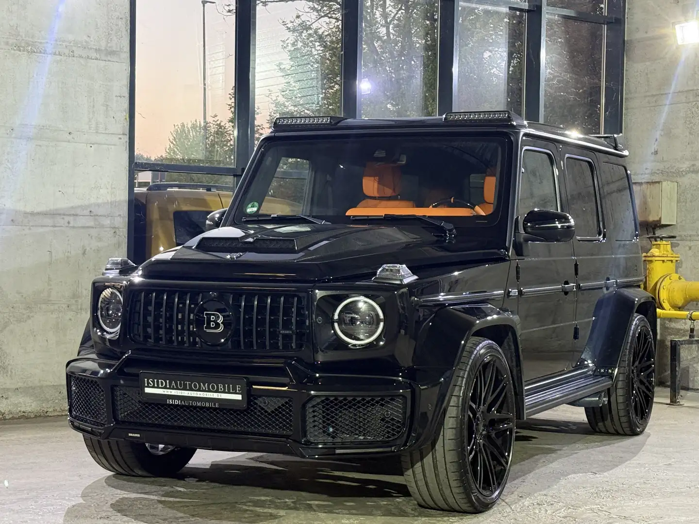 Mercedes-Benz G 63 AMG Brabus800 Widestar Starlight Mandarin Schwarz - 1
