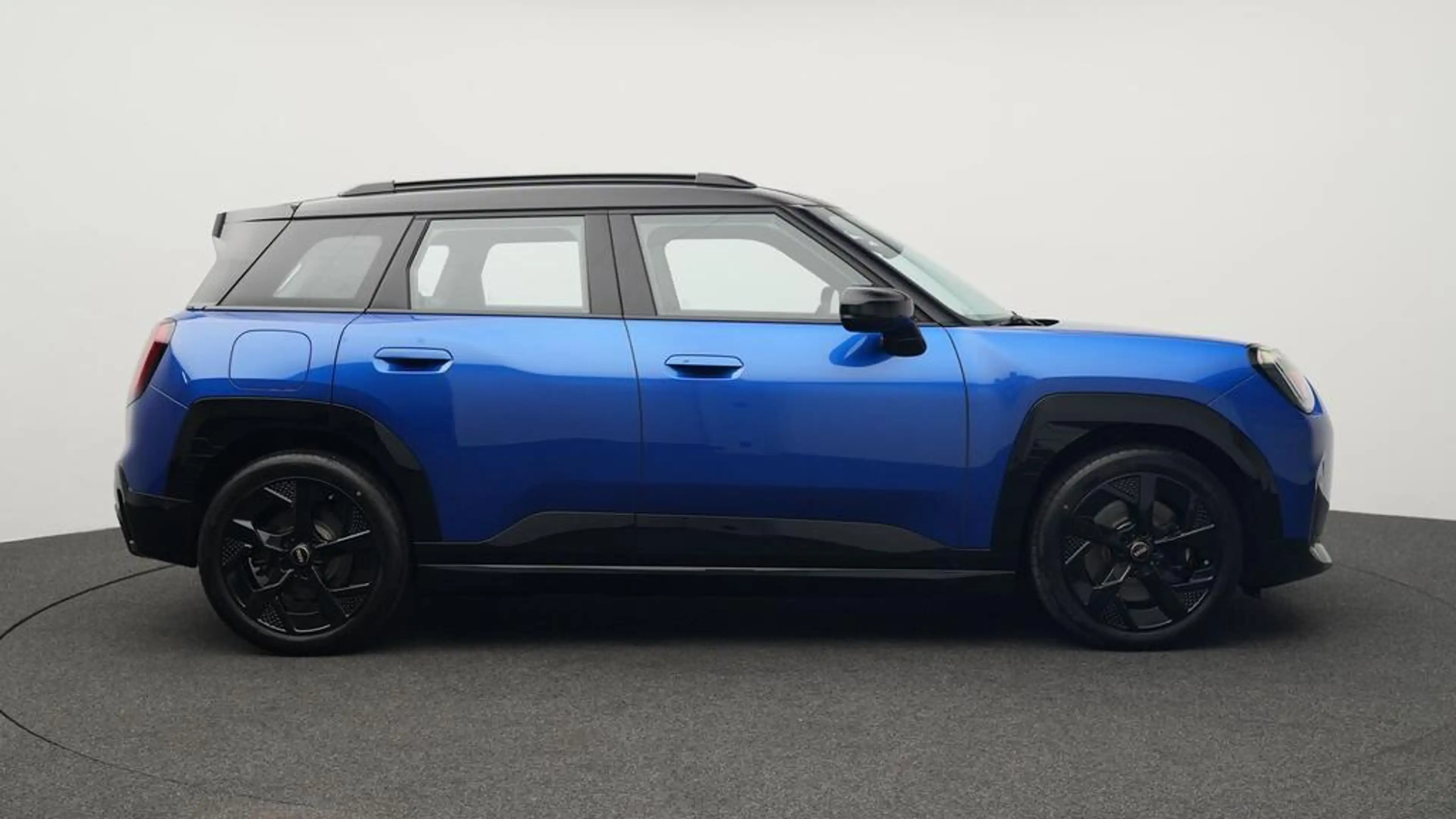MINI Aceman John Cooper Works Trim — photo 3