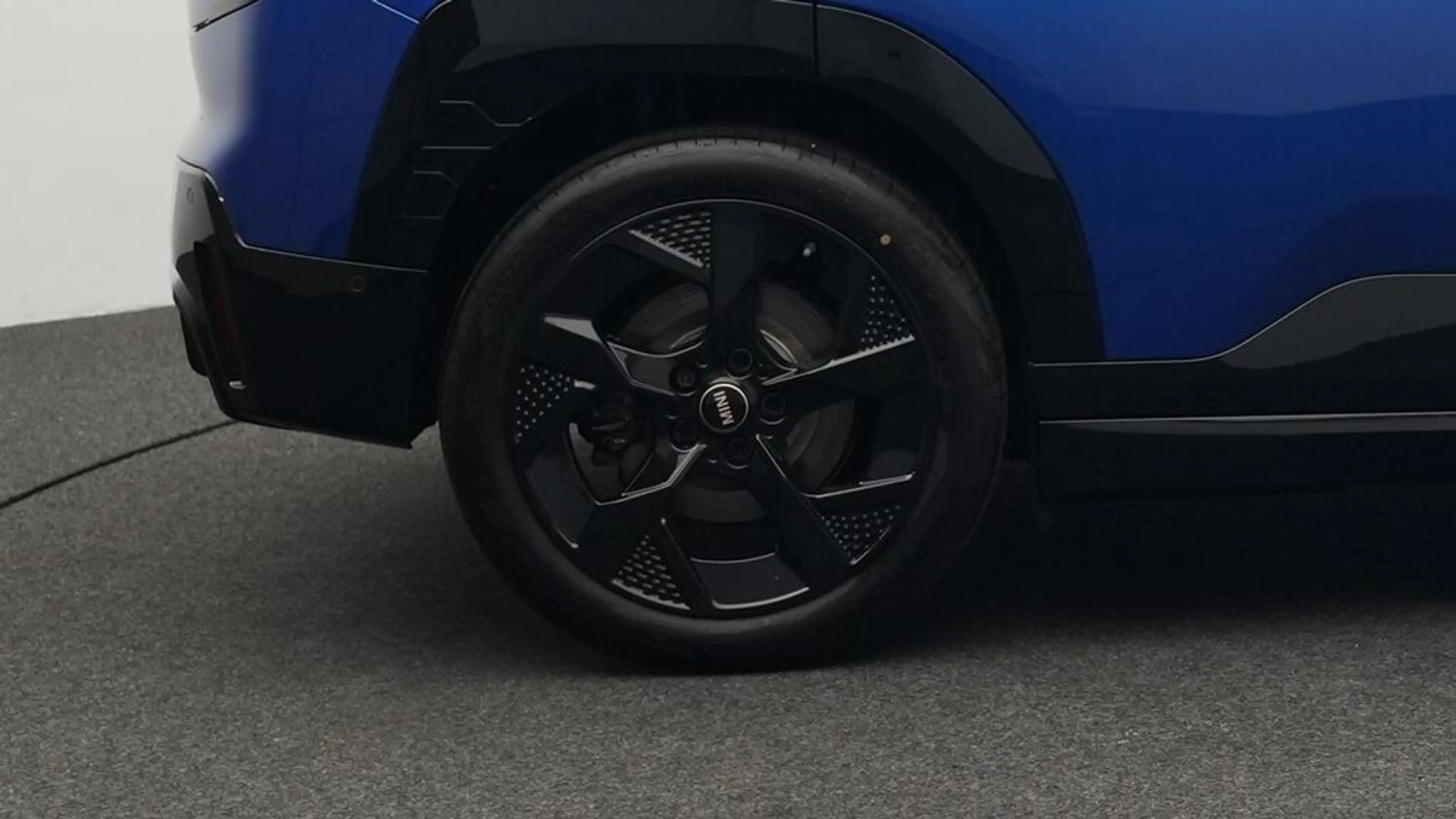 MINI Aceman John Cooper Works Trim — photo 11