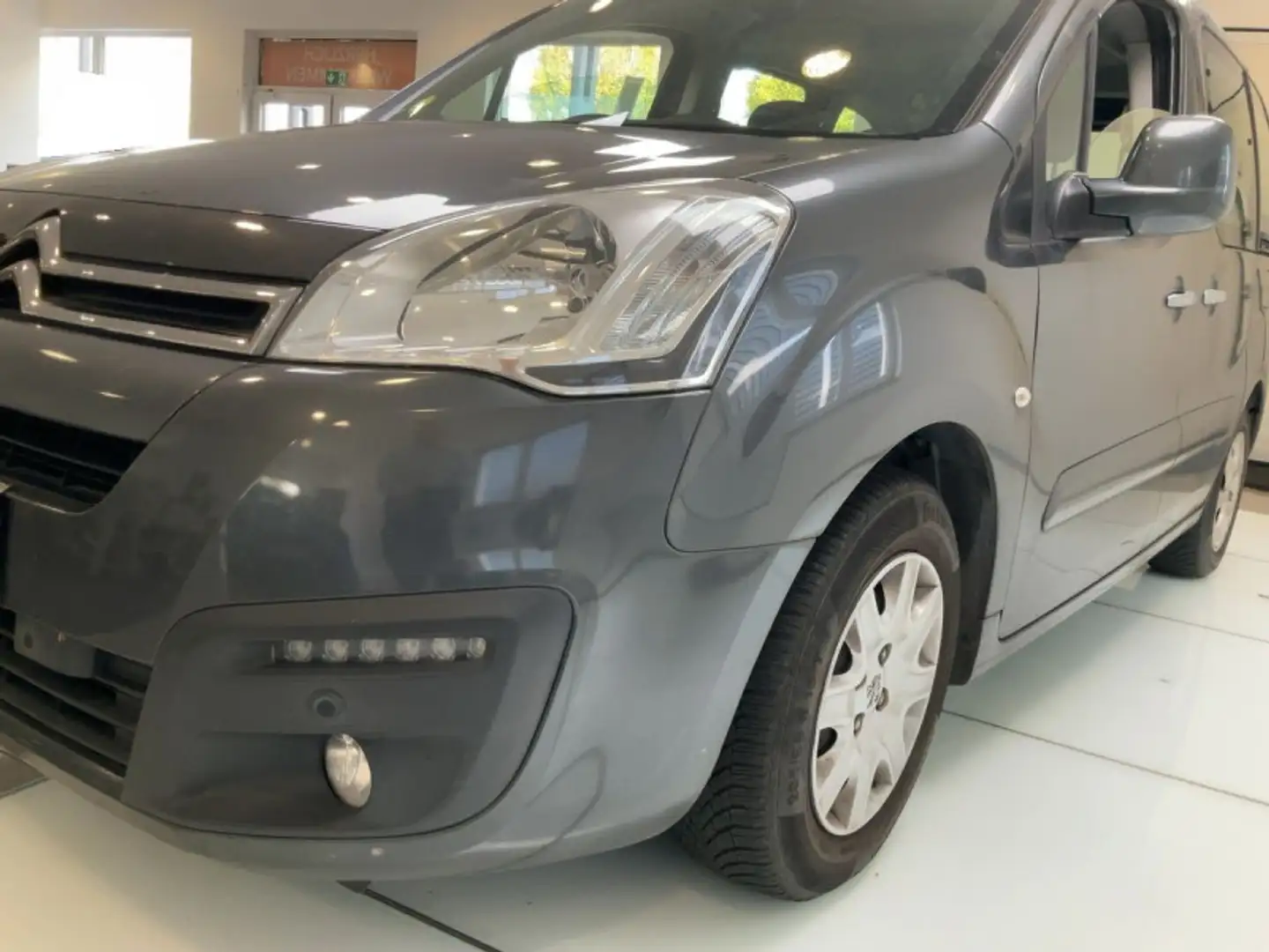 Citroen Berlingo BLUEHDI 100CH FEEL Grau - 2
