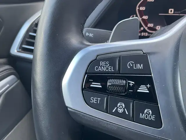 BMW X6 view 6