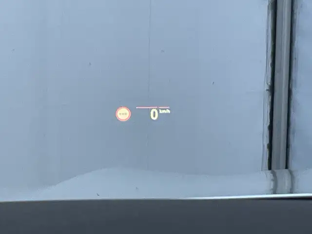 BMW X6 view 4
