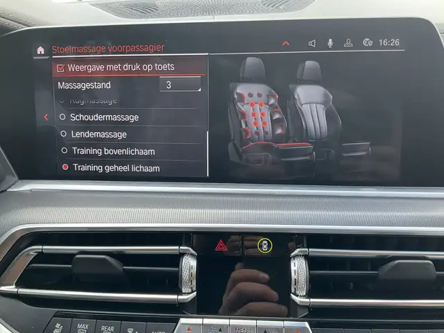 BMW X6 view 9
