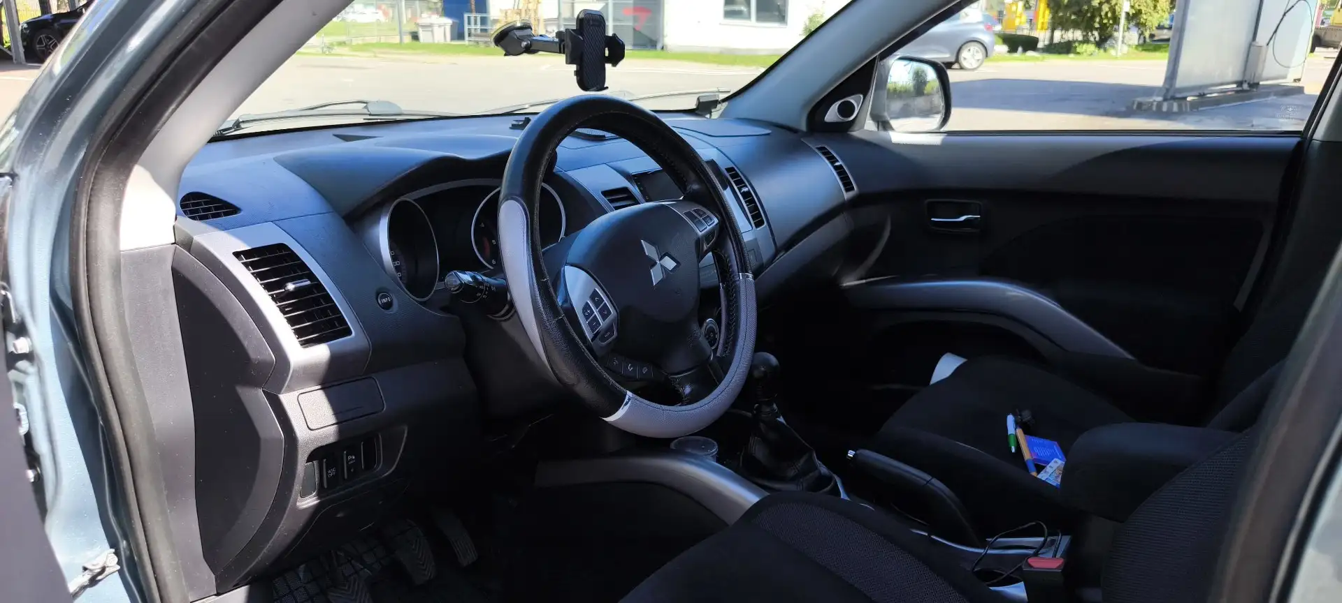 Mitsubishi Outlander 2.2 DI-D 4WD Instyle - 2