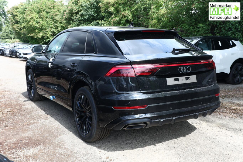 Audi Q8 S line 2xS AssistenzP+ 22Z Laser Pano B&O Klim4... — photo 3