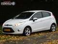 Ford Fiesta 1.25 Titanium met Airco en Trekhaak Wit - thumbnail 1