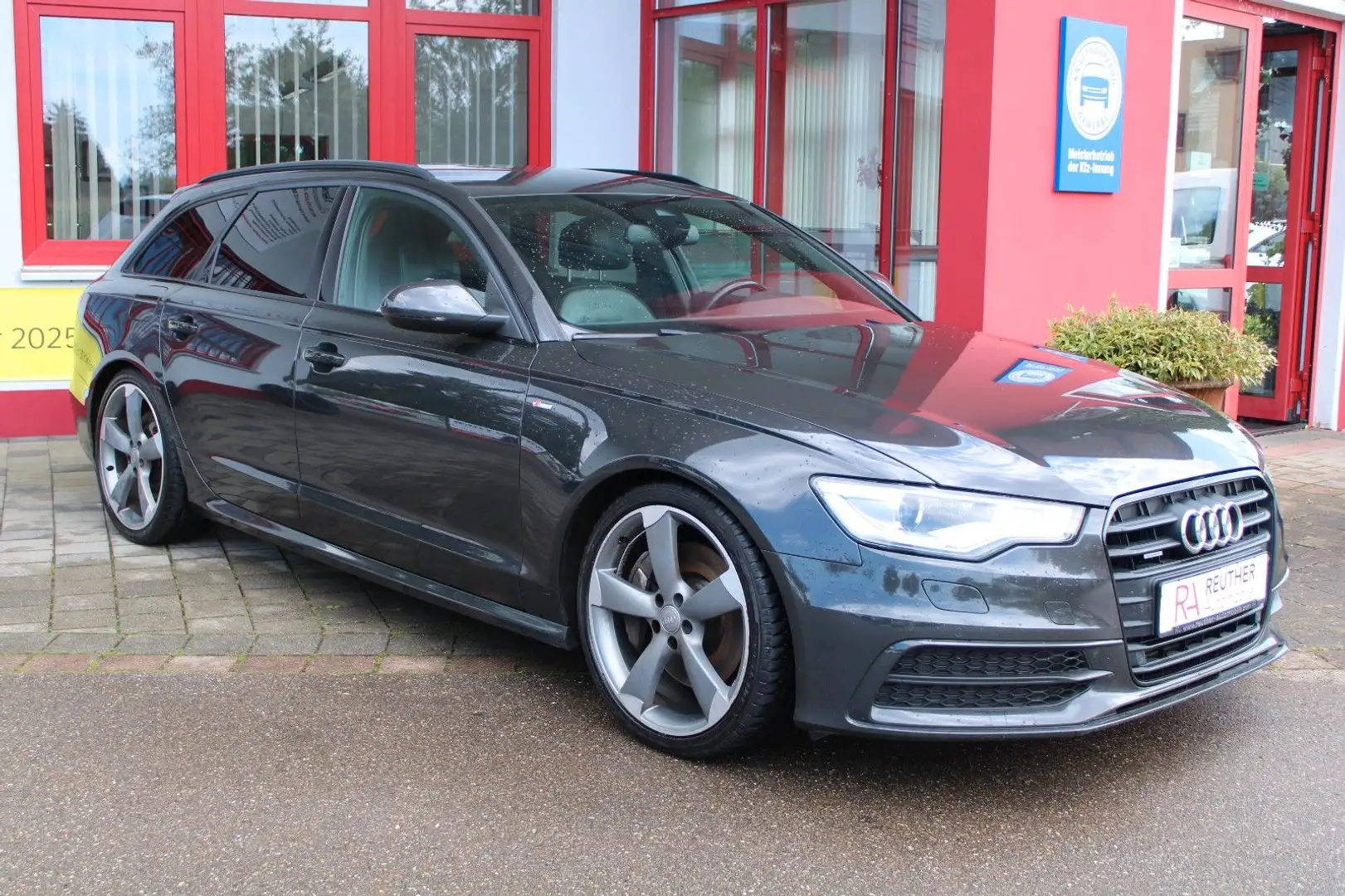 Audi A6 Avant 3.0 TDI quattro *S-Line*20"*AHK Grau - 1