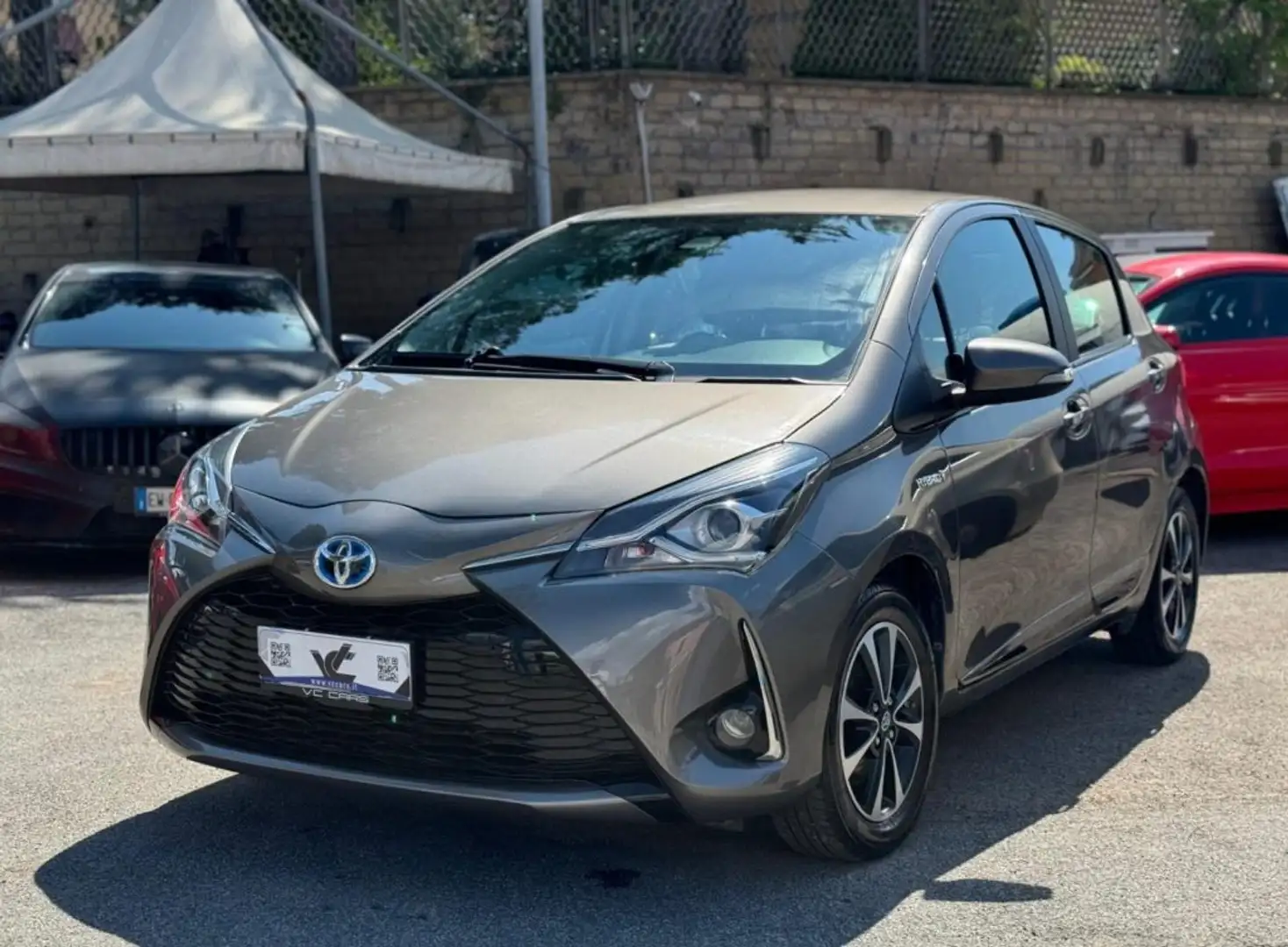 Toyota Yaris 1.5 Hybrid 5 porte Active - NEOPATENTATI Bronze - 1
