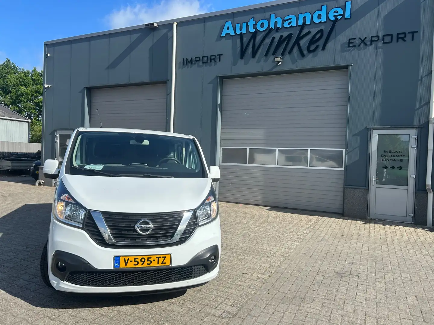 Nissan NV300 1.6 dCi 125 L2H1 DOUBLE CAB Wit - 2