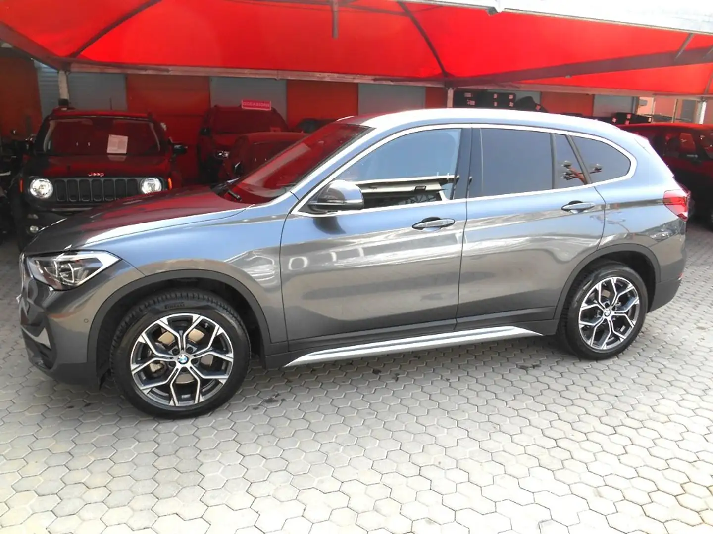 BMW X1 sdrive18d xLINE PLUS AUTOM.+TAGLIANDI BMW Gris - 2