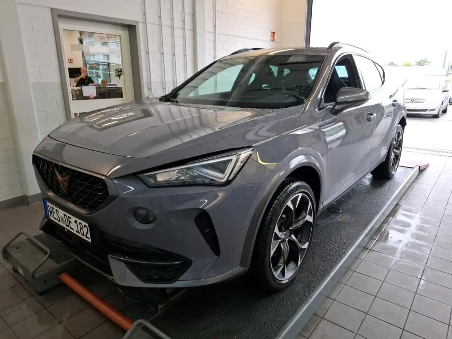 CUPRA Formentor 2.0 TDI 4Drive DSG Panorama-Glas-Schie Grau - 2