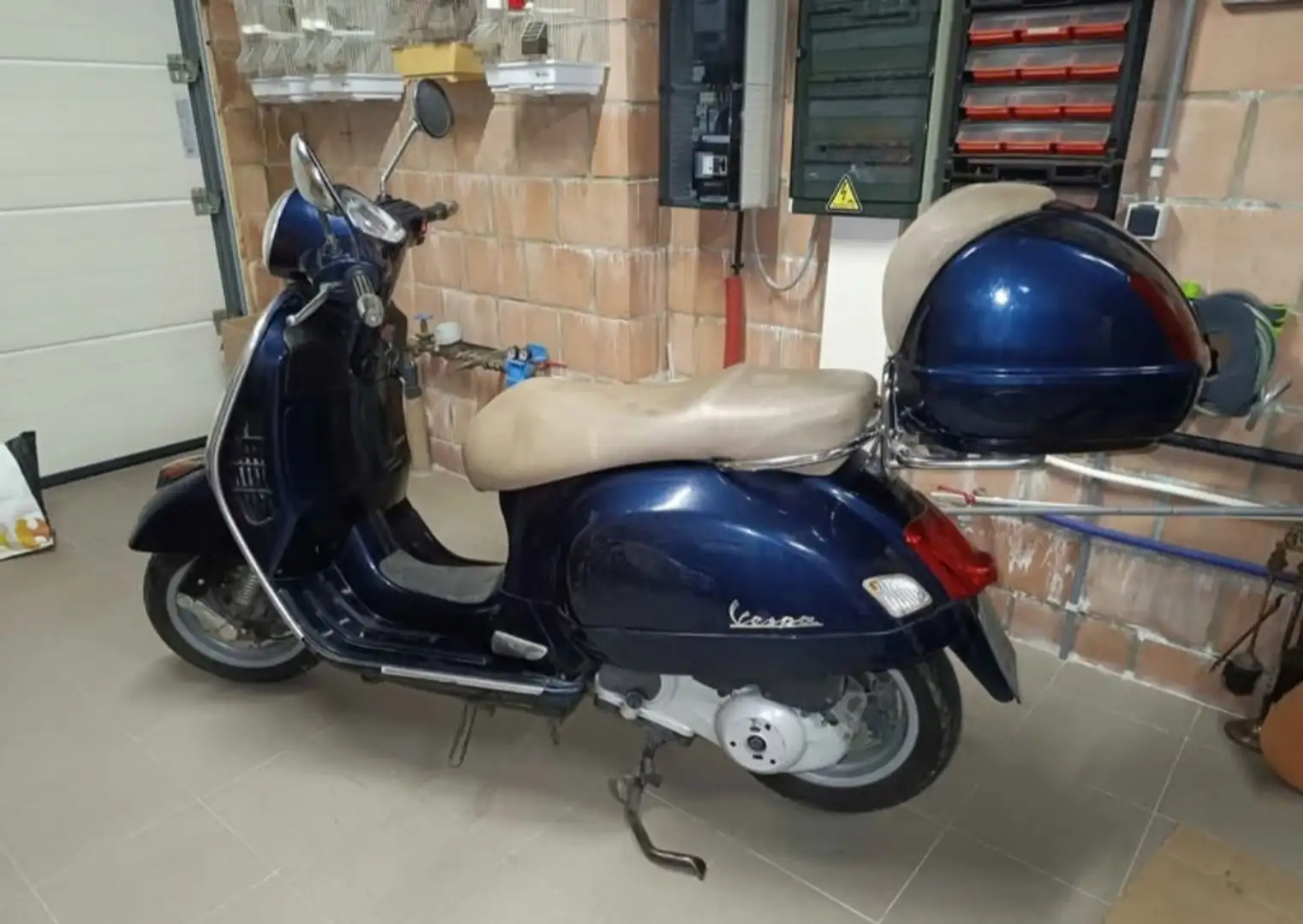 Piaggio GTS 250 Bleu - 2