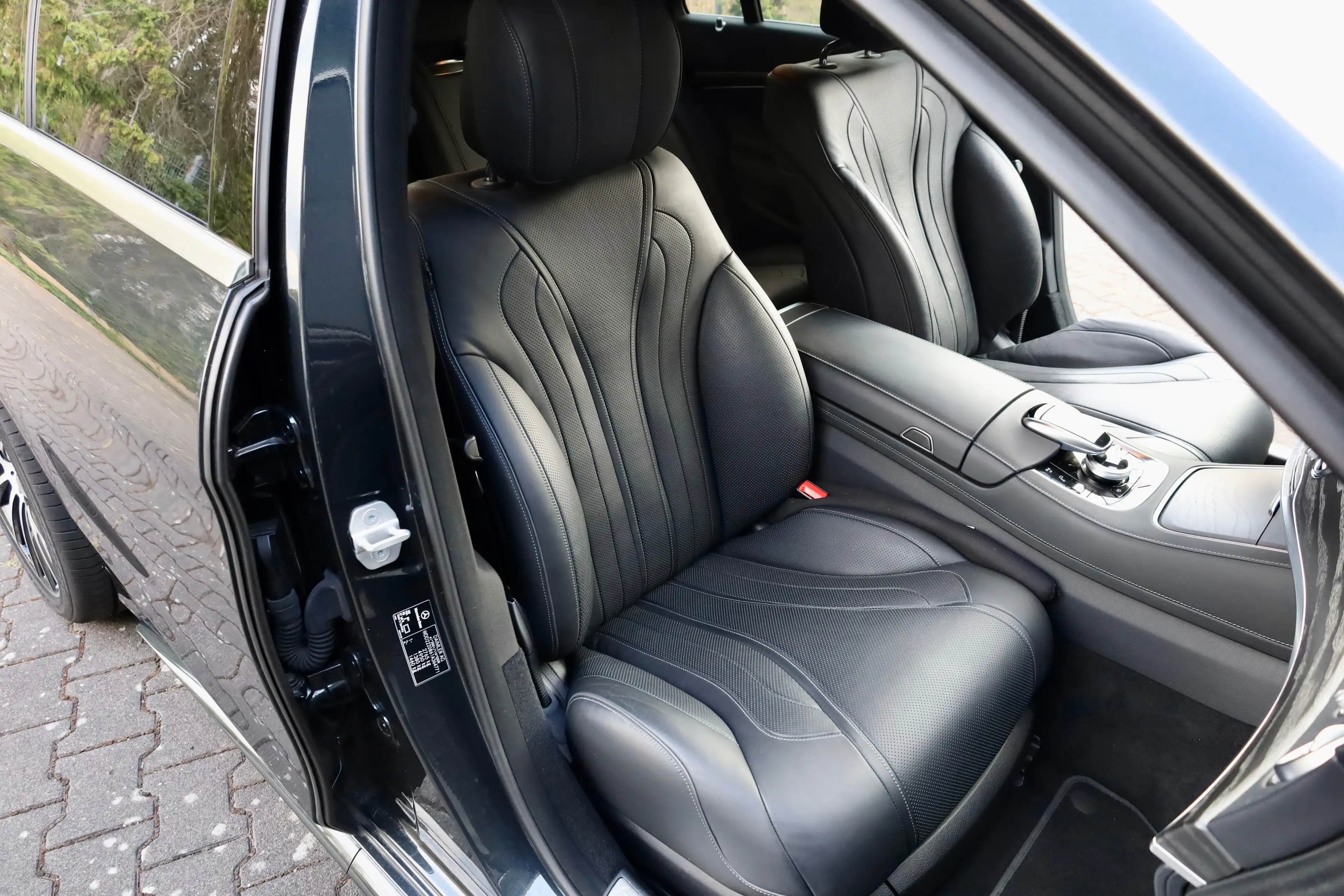 Mercedes-Benz S 560 S 560 4Matic 9G-TRONIC *AMG Line*HuD*4xS-Klima*Panorama*Voll — photo 12