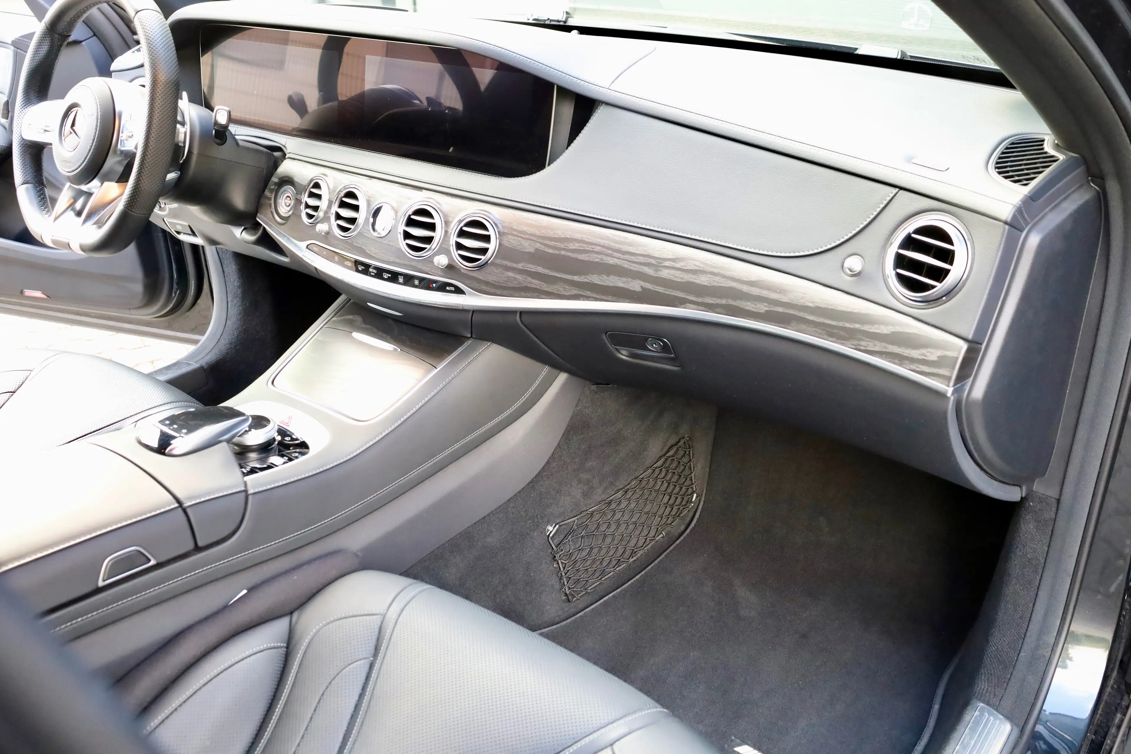 Mercedes-Benz S 560 S 560 4Matic 9G-TRONIC *AMG Line*HuD*4xS-Klima*Panorama*Voll — photo 11