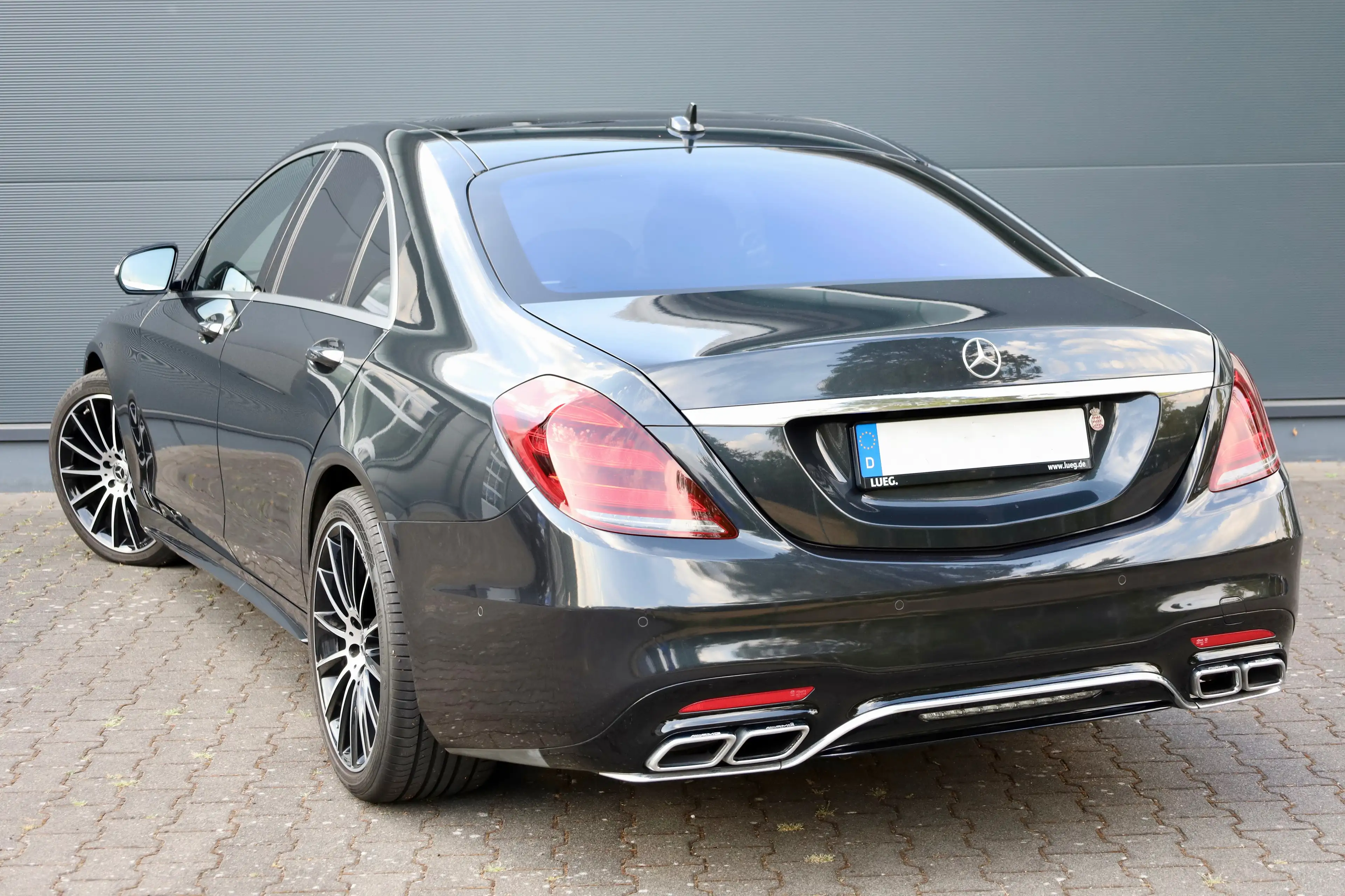 Mercedes-Benz S 560 S 560 4Matic 9G-TRONIC *AMG Line*HuD*4xS-Klima*Panorama*Voll — photo 2