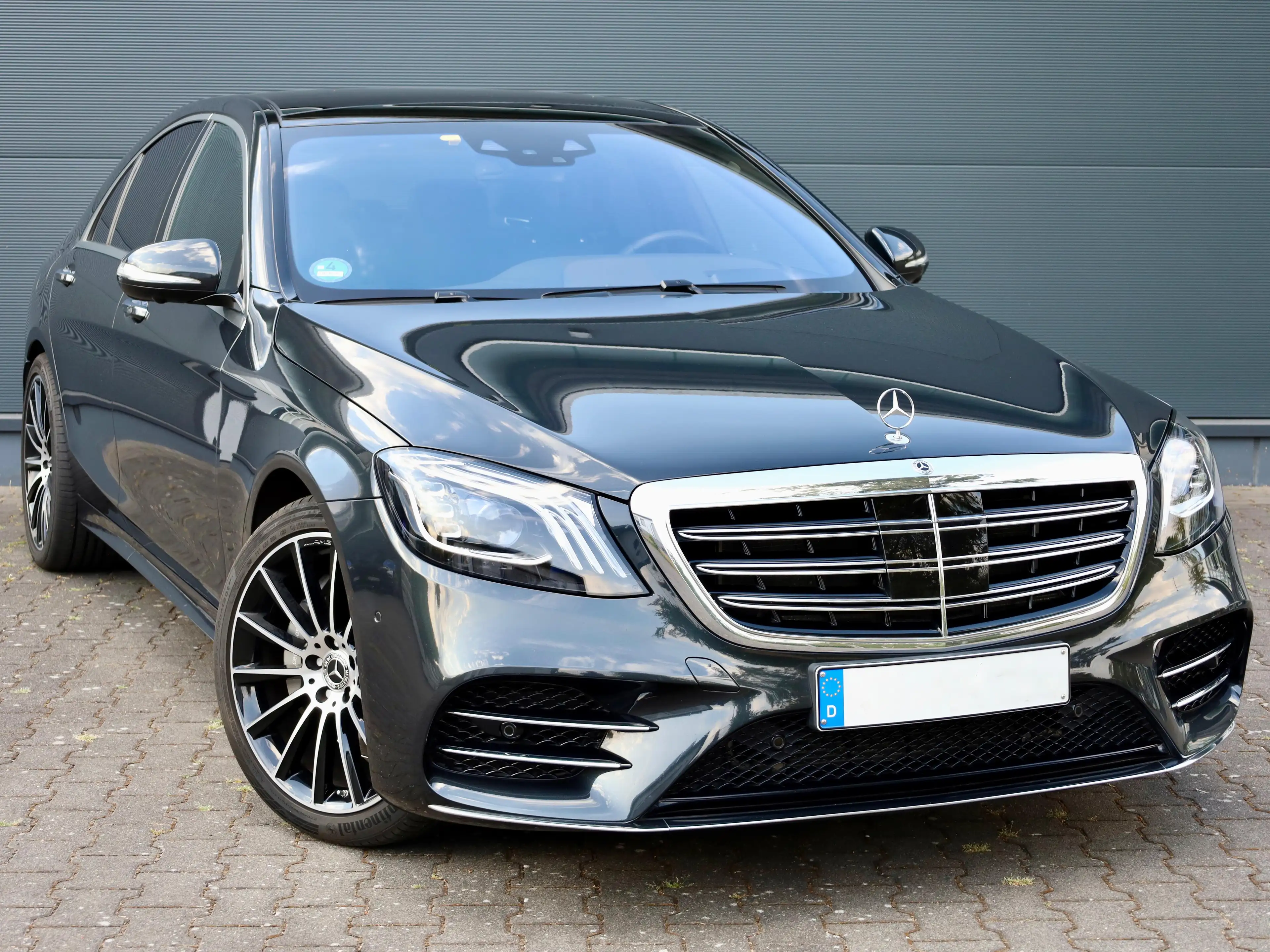 Mercedes-Benz S 560 S 560 4Matic 9G-TRONIC *AMG Line*HuD*4xS-Klima*Panorama*Voll