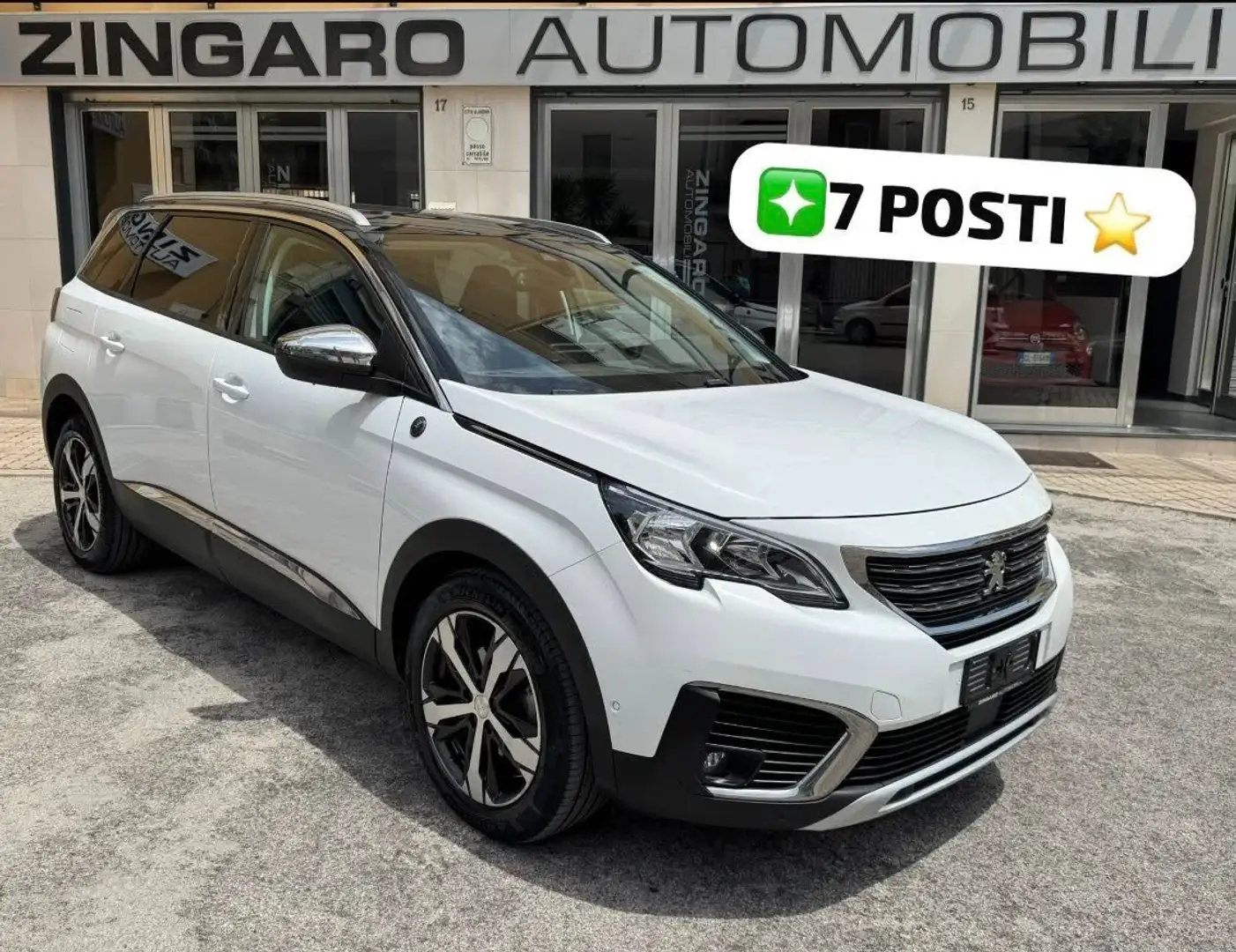 Peugeot 5008 1.5 HDI 130 CV. BI-COLORE CROSSAY 7 POSTI FULL Bianco - 1