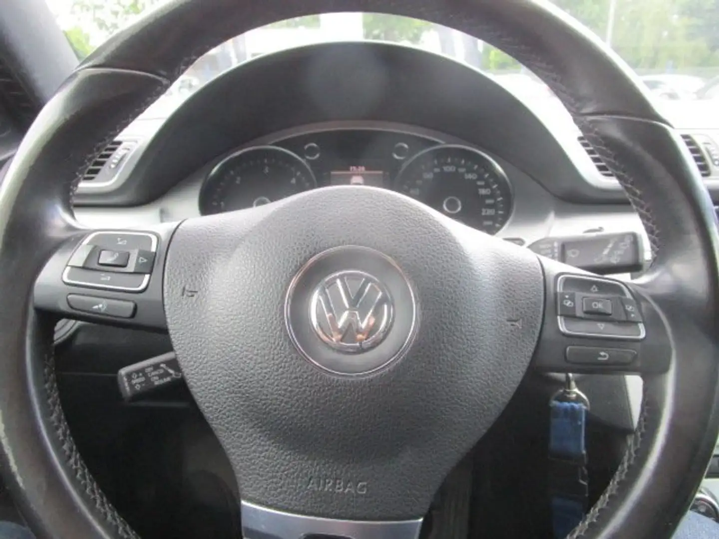 Volkswagen Passat Variant -3C Highline BlueMotion-ALU-NAVI-Ank.-Spiegel-PDC Negro - 2