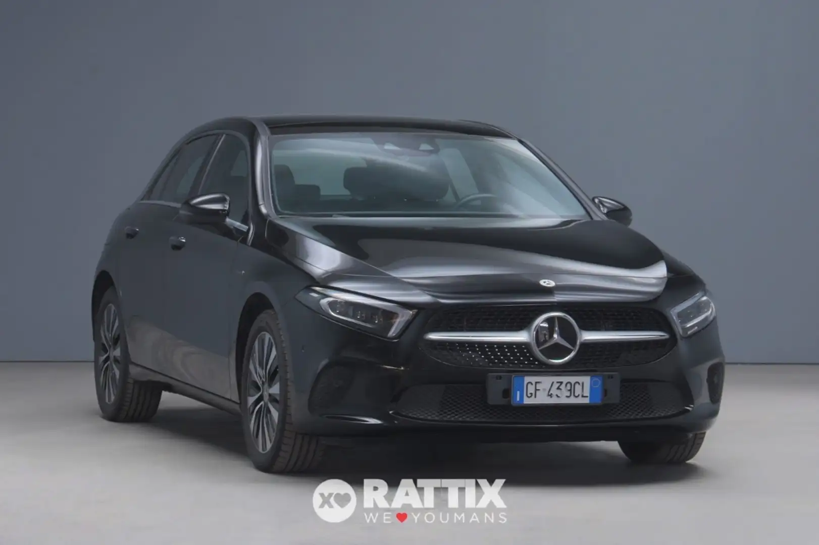 Mercedes-Benz A 250 e 1.3 EQ-Power Business Extra Auto + tetto apribi Nero - 1