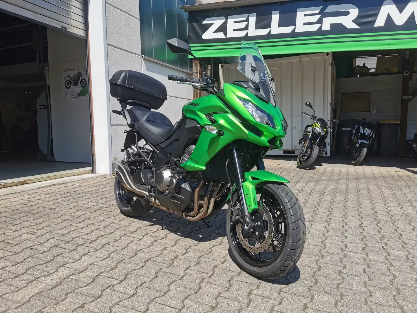 Kawasaki Versys 1000 Schwarz - 1