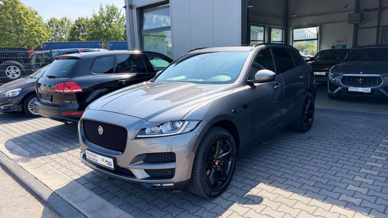 Jaguar F-Pace F-PACE Prestige AWD Camera/Panorama/AHK-Voll! — photo 15
