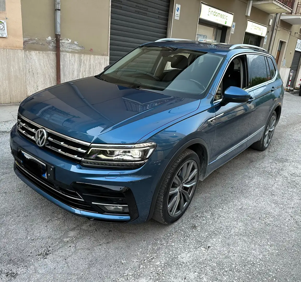 Volkswagen Tiguan TiguanAllspace 2.0 tdi Advanced R-LinePack 4motion Blu/Azzurro - 2