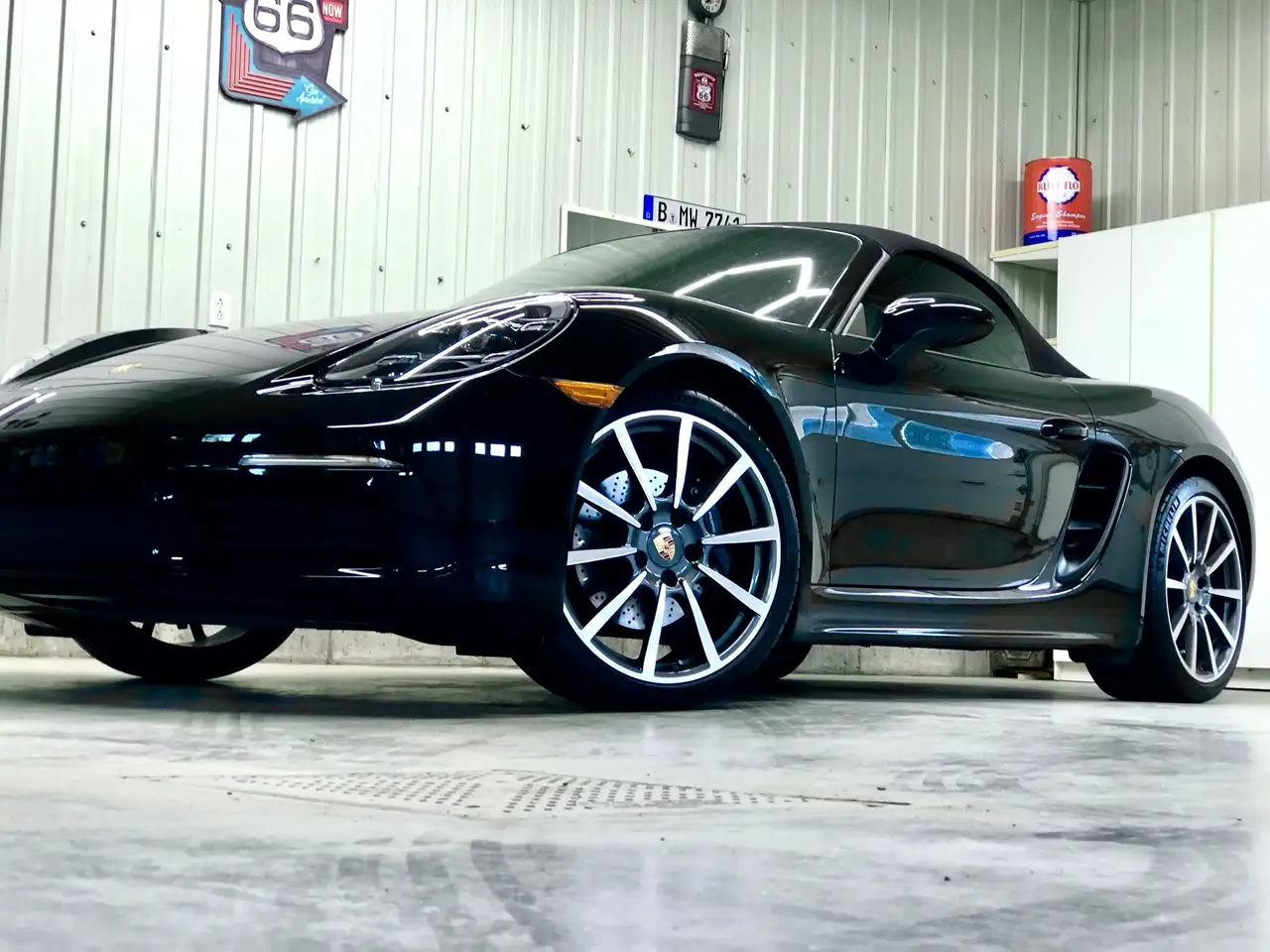 Porsche 718 Boxster снимка Porsche 718 Boxster