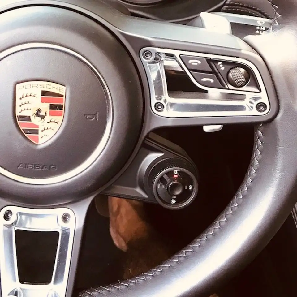 Porsche 718 Boxster снимка Porsche 718 Boxster