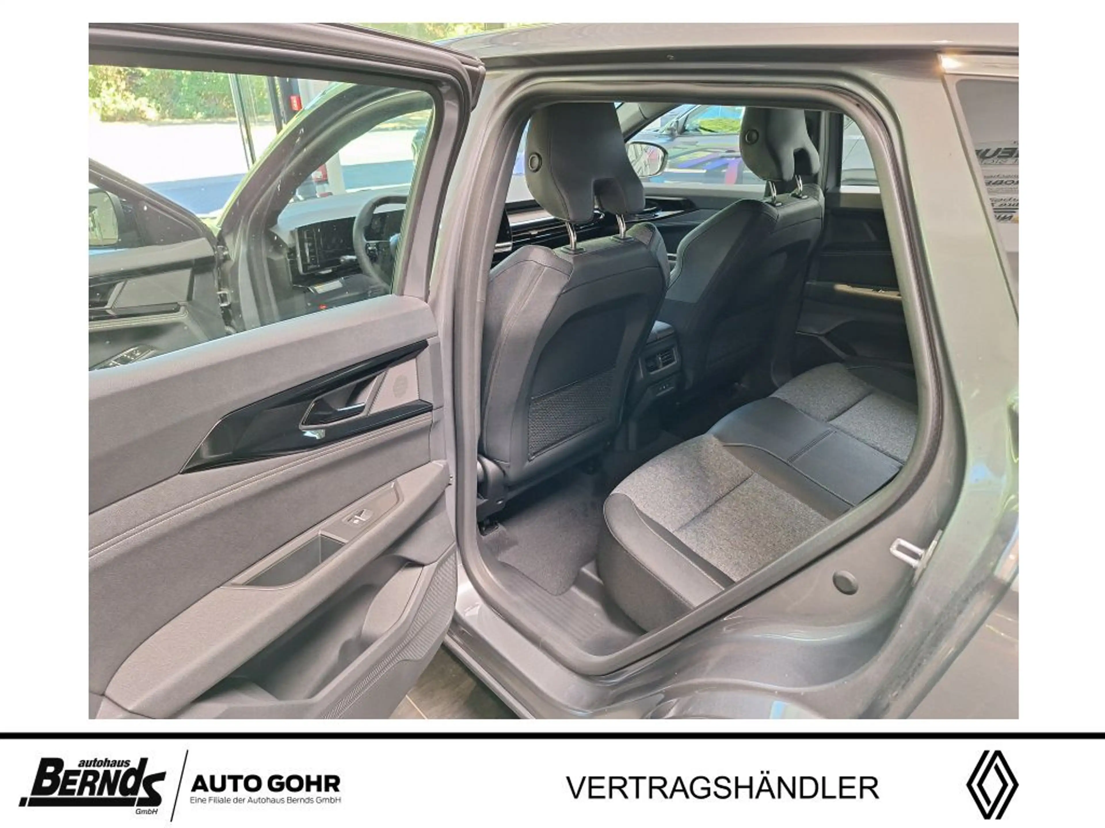 Renault Austral Mild Hybrid Evolution SHZ Navi Carplay Allwetter — photo 9