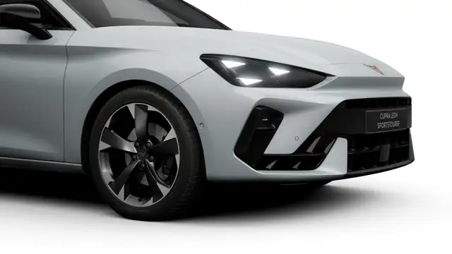 Cupra Leon view 4