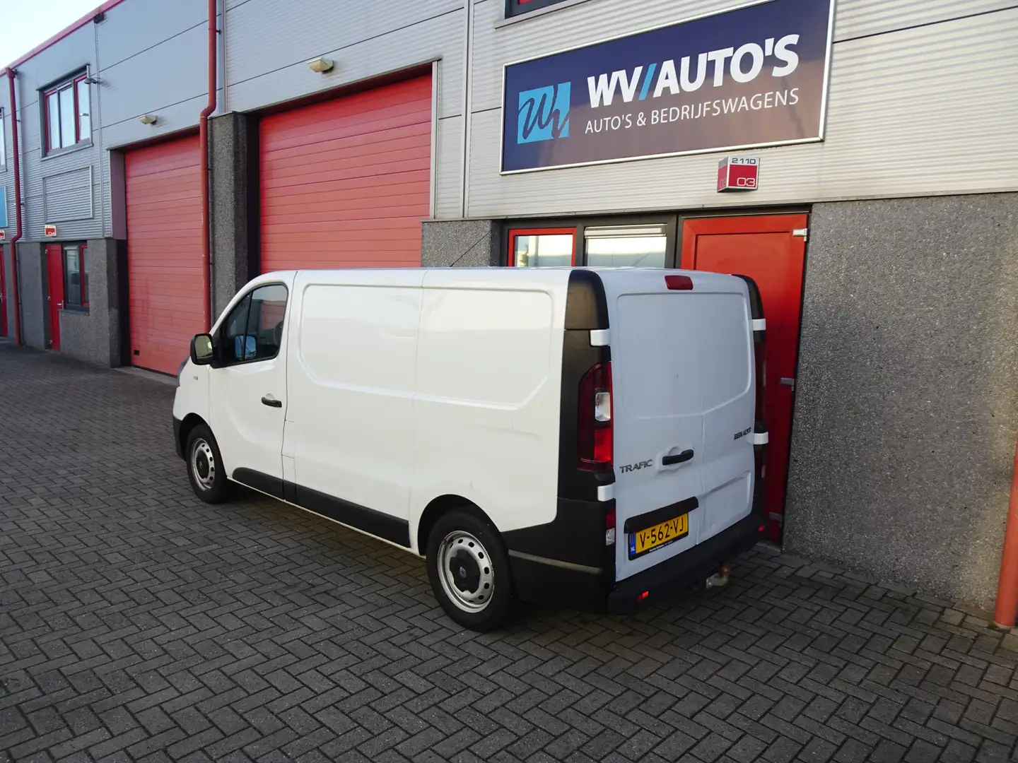 Renault Trafic 1.6 dCi T27 L1H1 Comfort 3 zits airco Blanc - 2