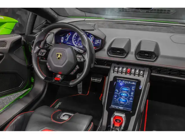 Lamborghini Huracan view 14