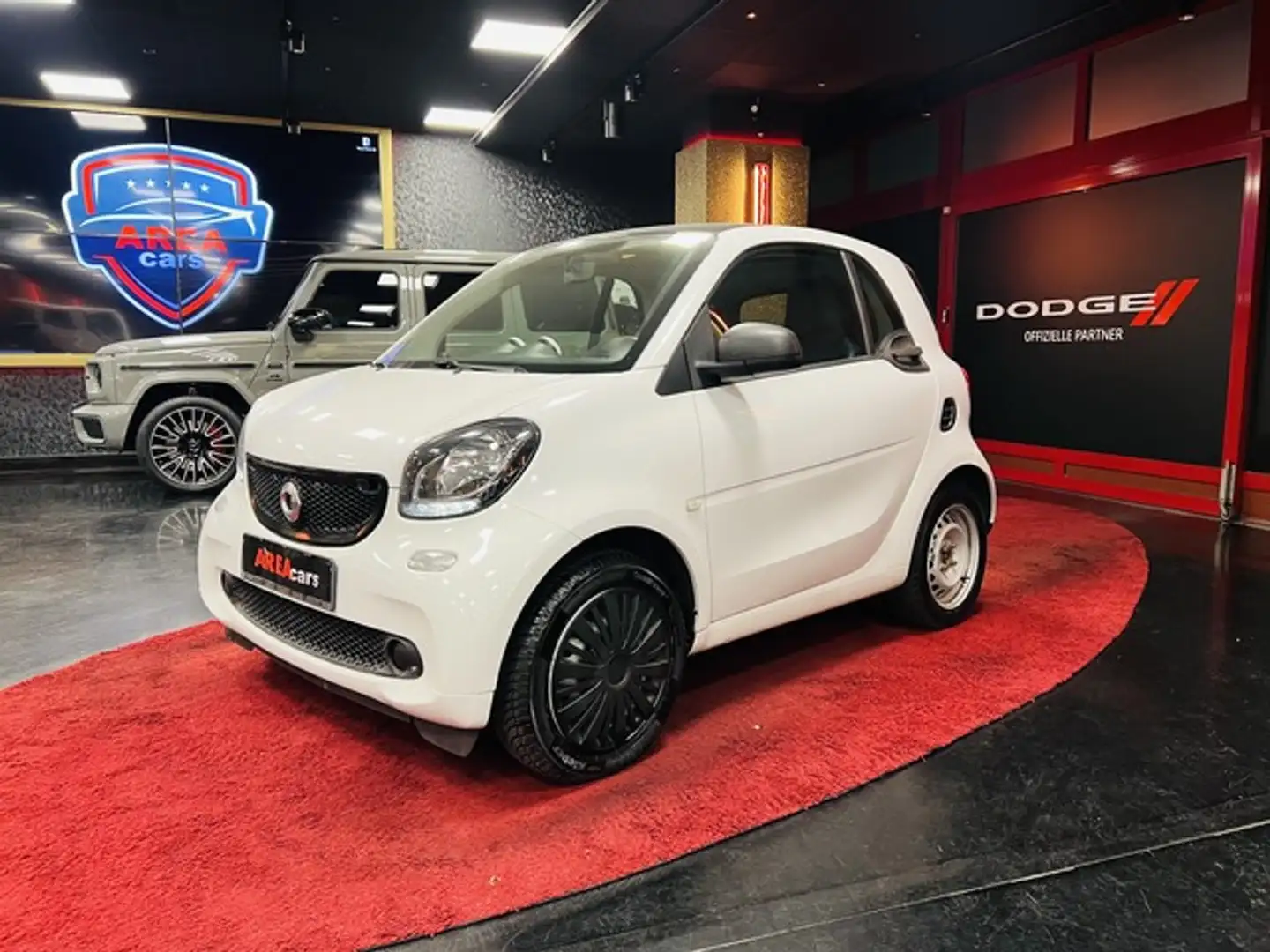 smart forTwo PANO KLIMA SITZHZG 15ZO WINTER Белый - 2