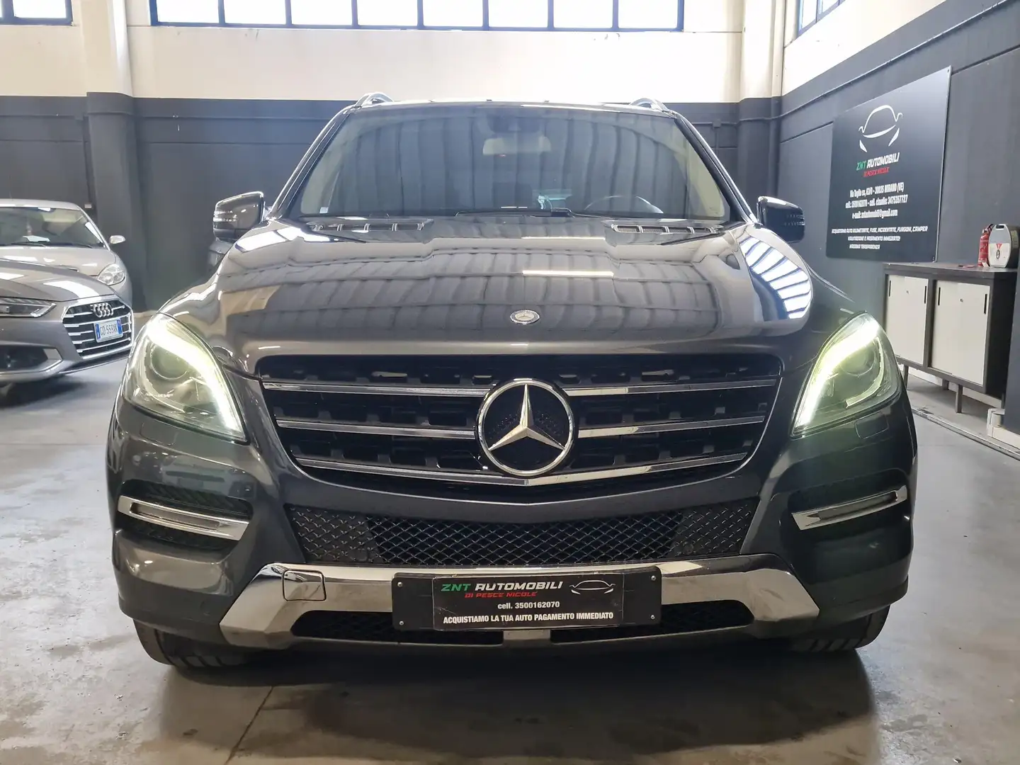Mercedes-Benz ML 350 ML 350 bt Premium c/xeno 4matic auto Gris - 2