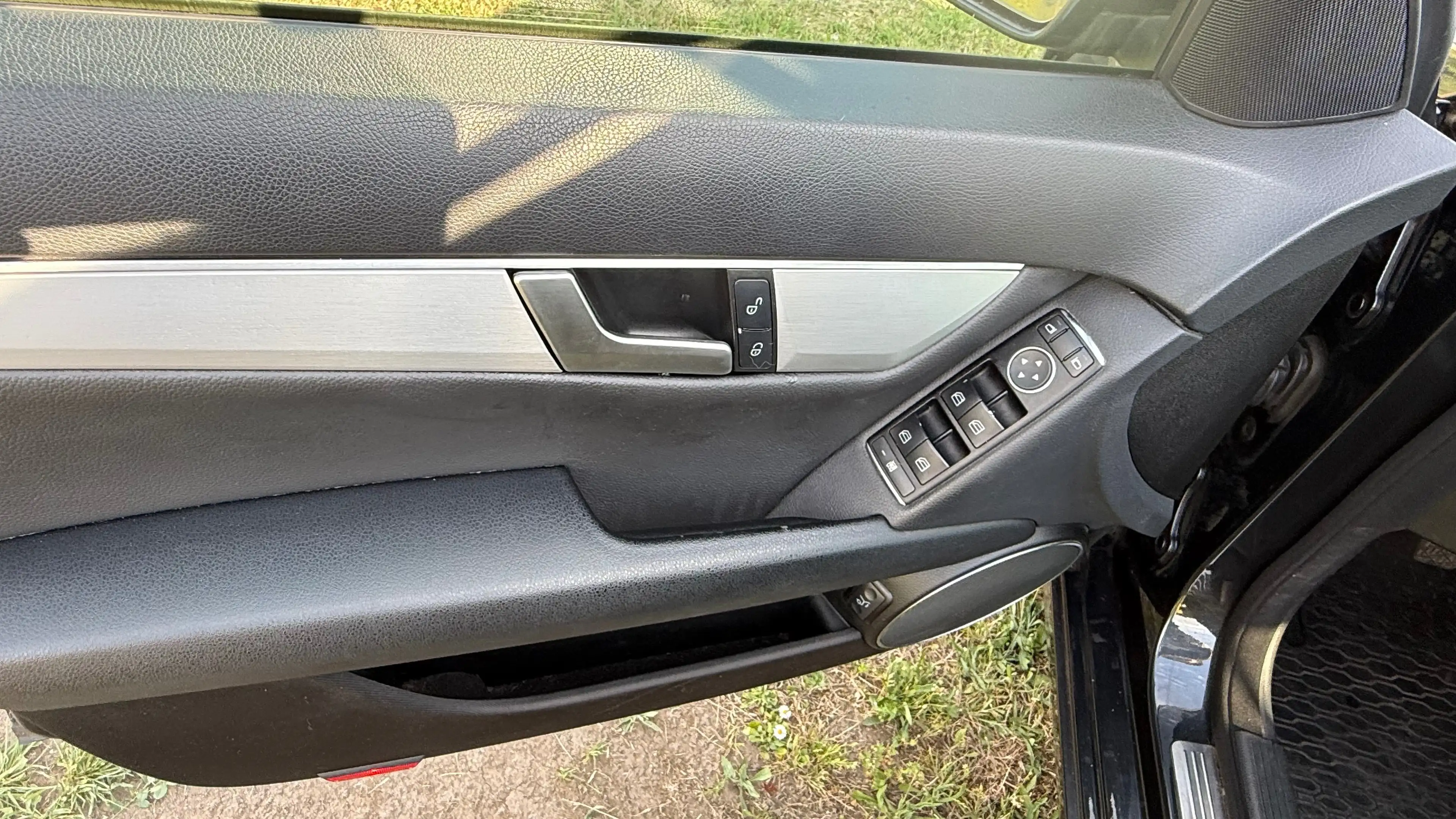 Mercedes-Benz C 250 C 250 T CDI BlueEfficiency (204.203) — photo 12