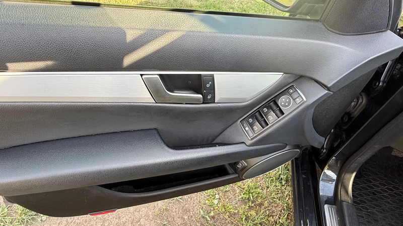 Mercedes-Benz C 250 C 250 T CDI BlueEfficiency (204.203) — photo 12