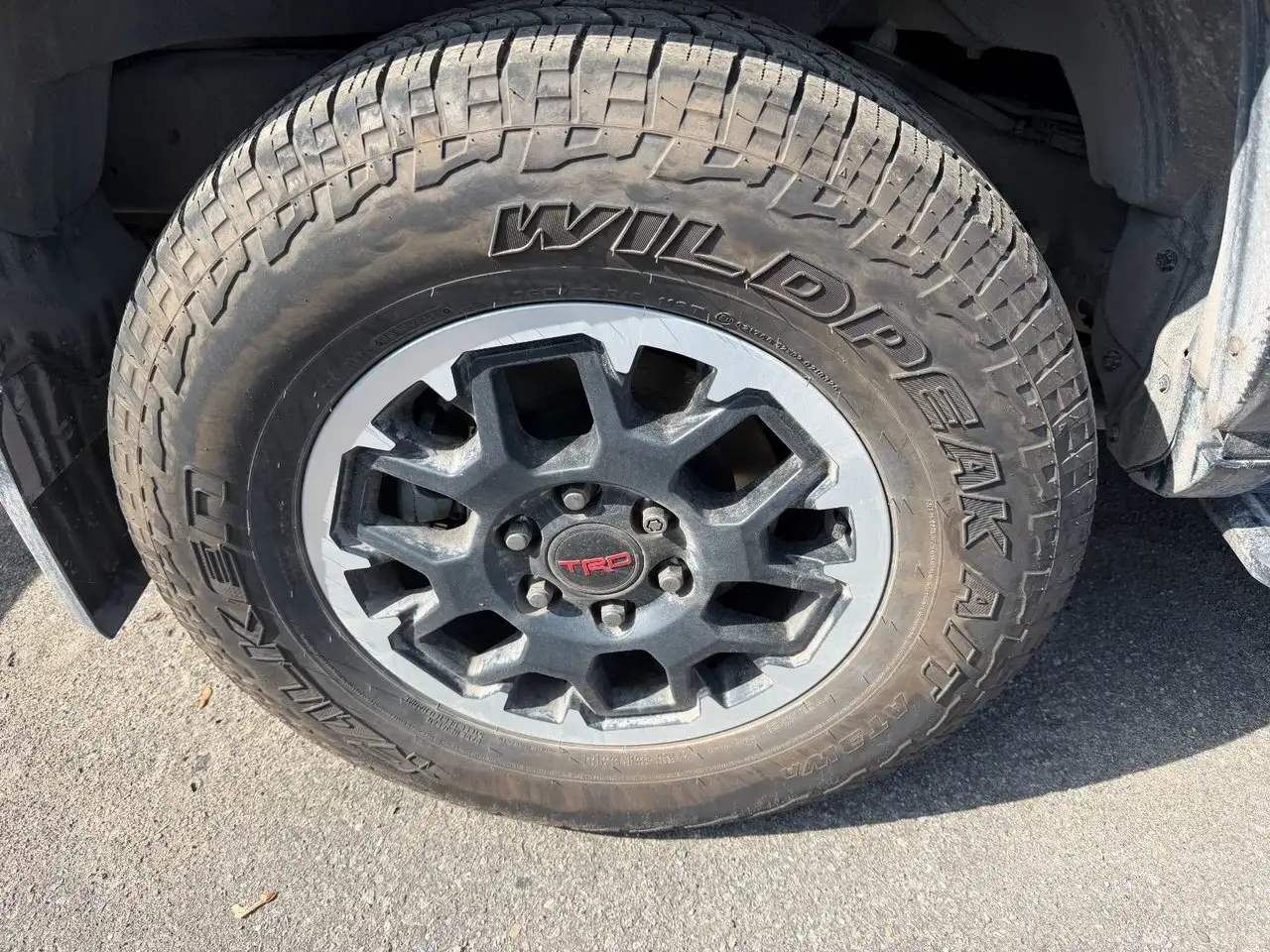 Toyota 4-Runner снимка Toyota 4-Runner