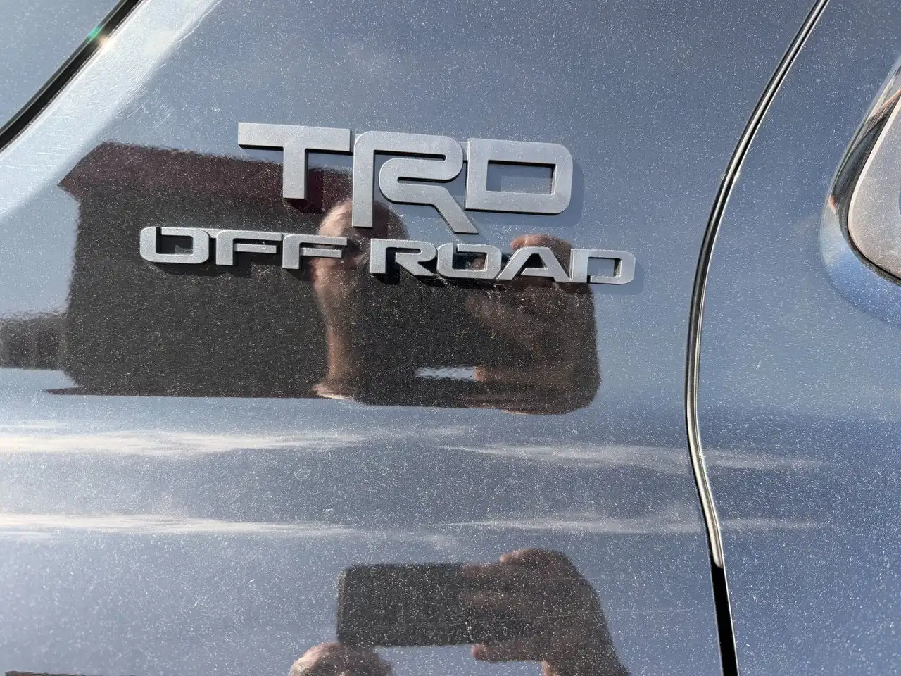 Toyota 4-Runner снимка Toyota 4-Runner