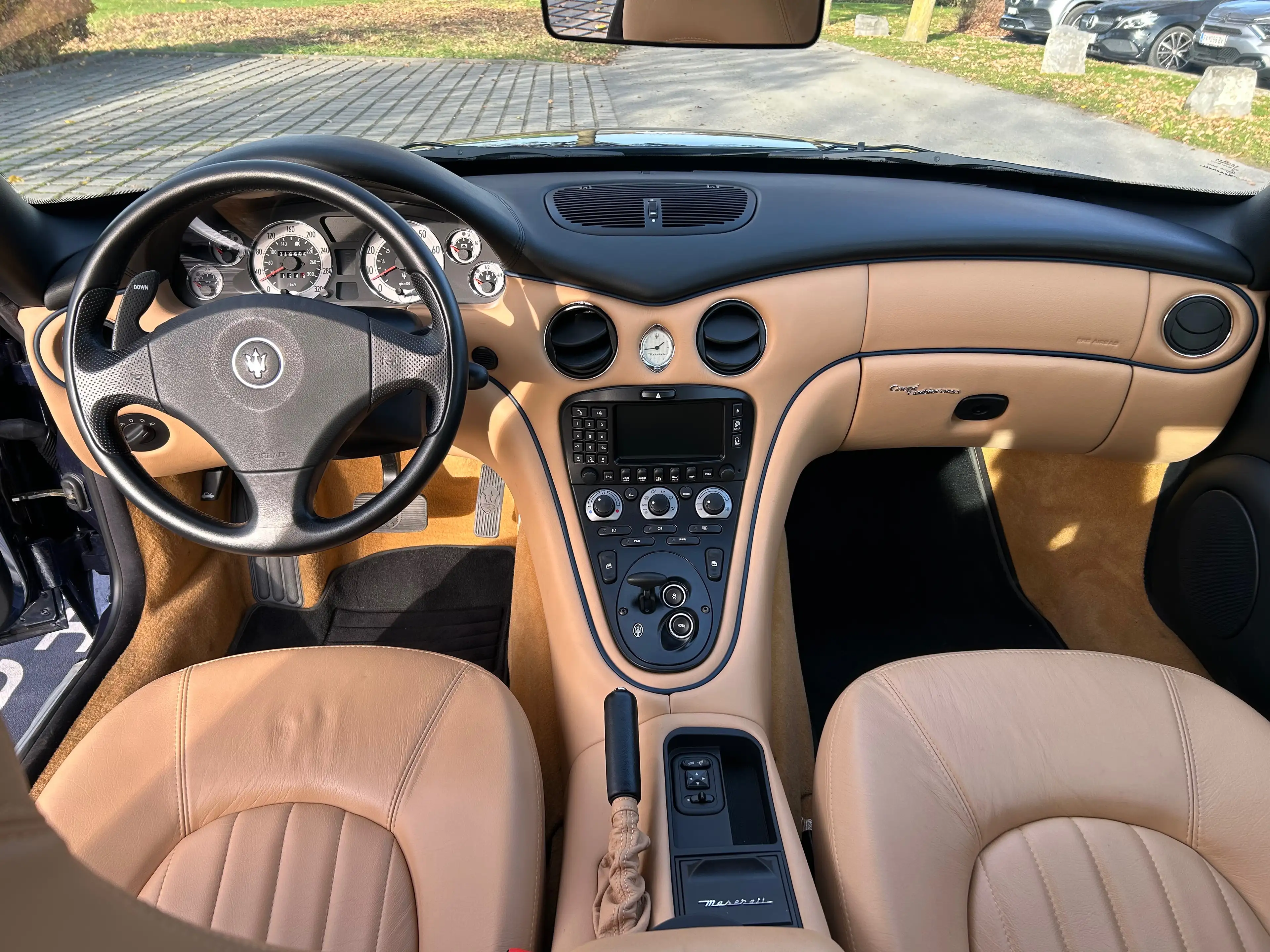 Maserati Coupe Cambiocorsa, Erstbesitz, nur 16.600 km — photo 14