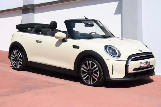 MINI One Cabrio 1.5 One Cabrio (headup,Navi,BiClima) manuale
