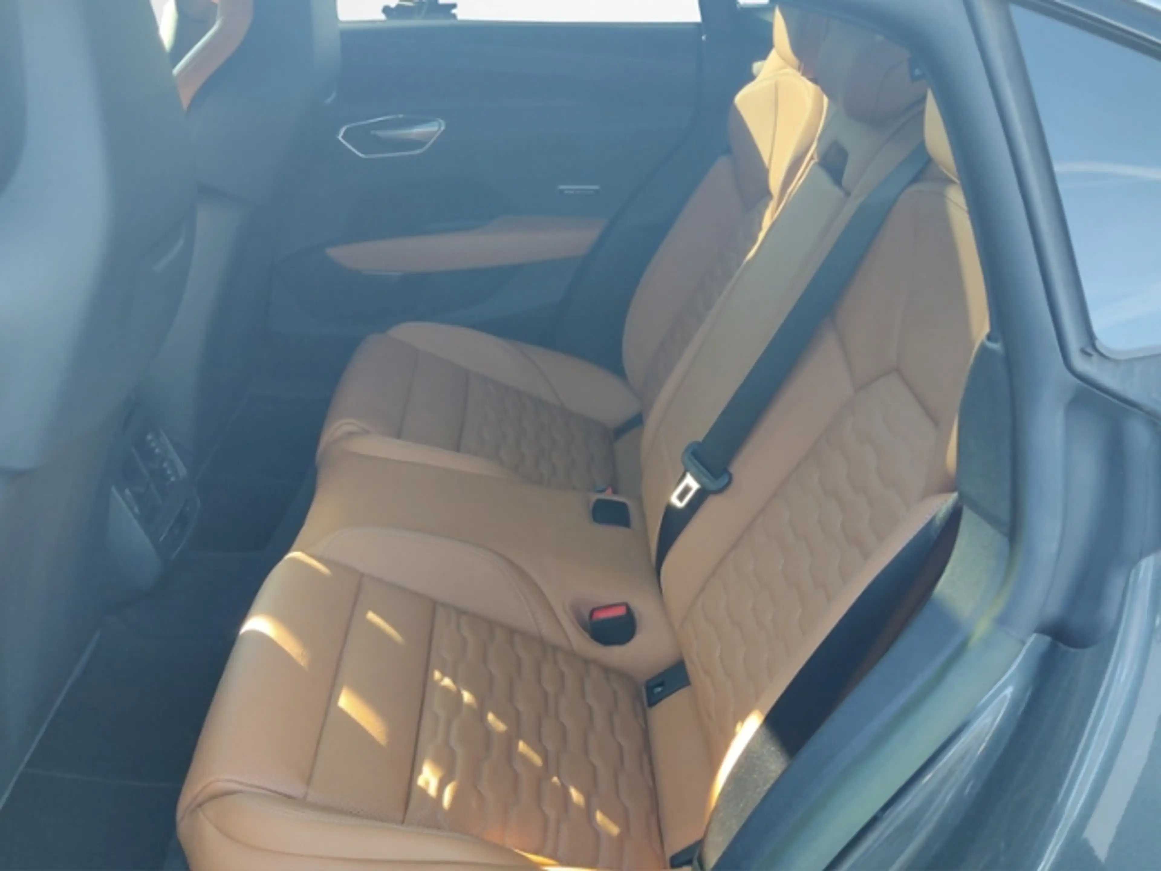 Audi e-tron GT +DESIGNPAKET+SPORTSITZE PRO+B & O+ — photo 11