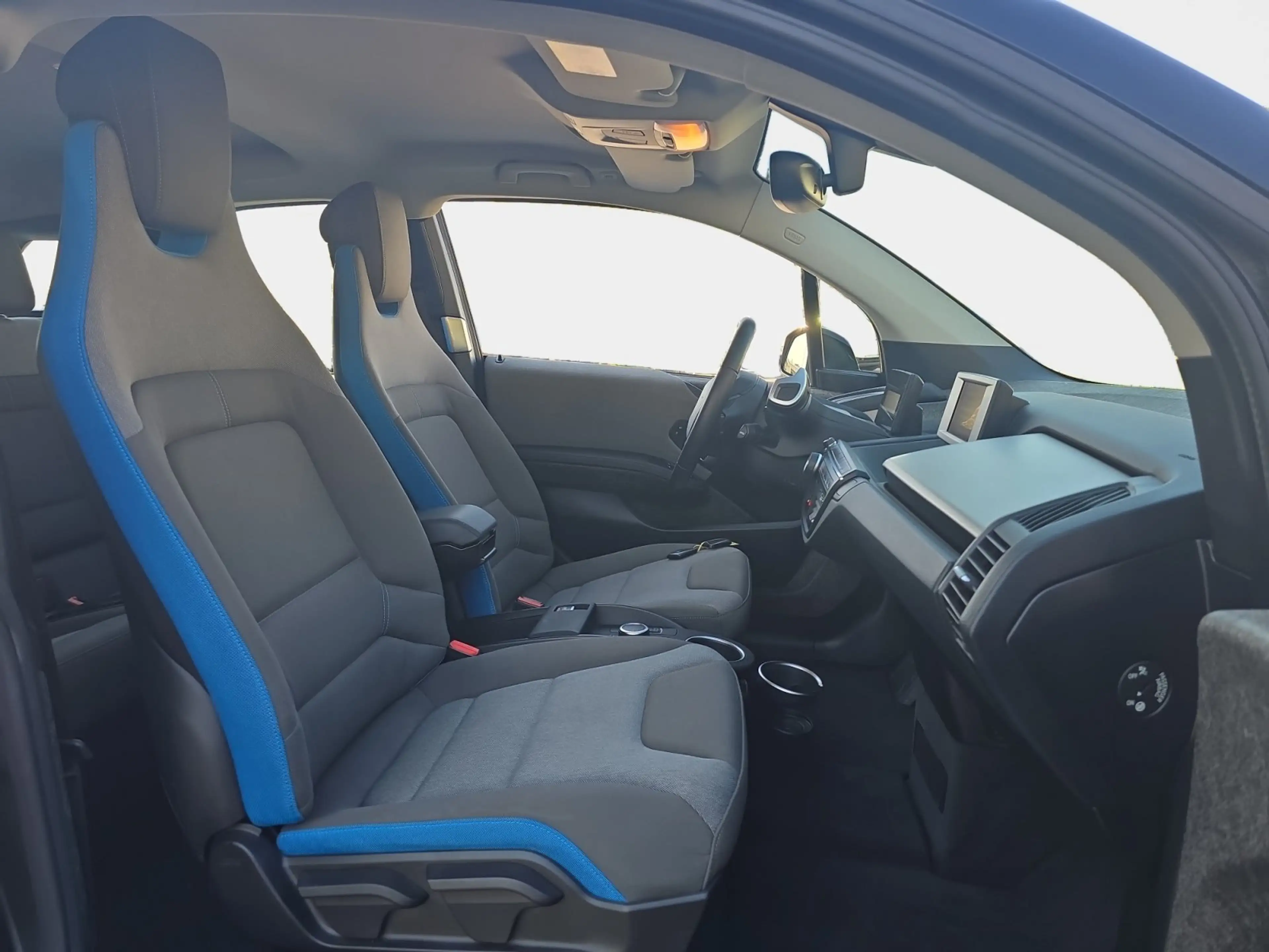 BMW i3 Basis — photo 15