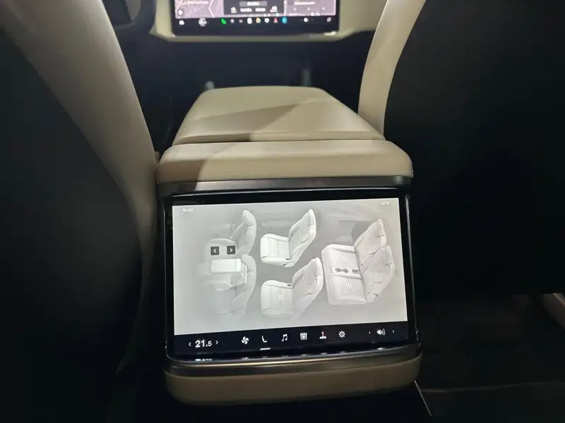 Annonce voiture d'occasion Tesla Model X - CARADIZE