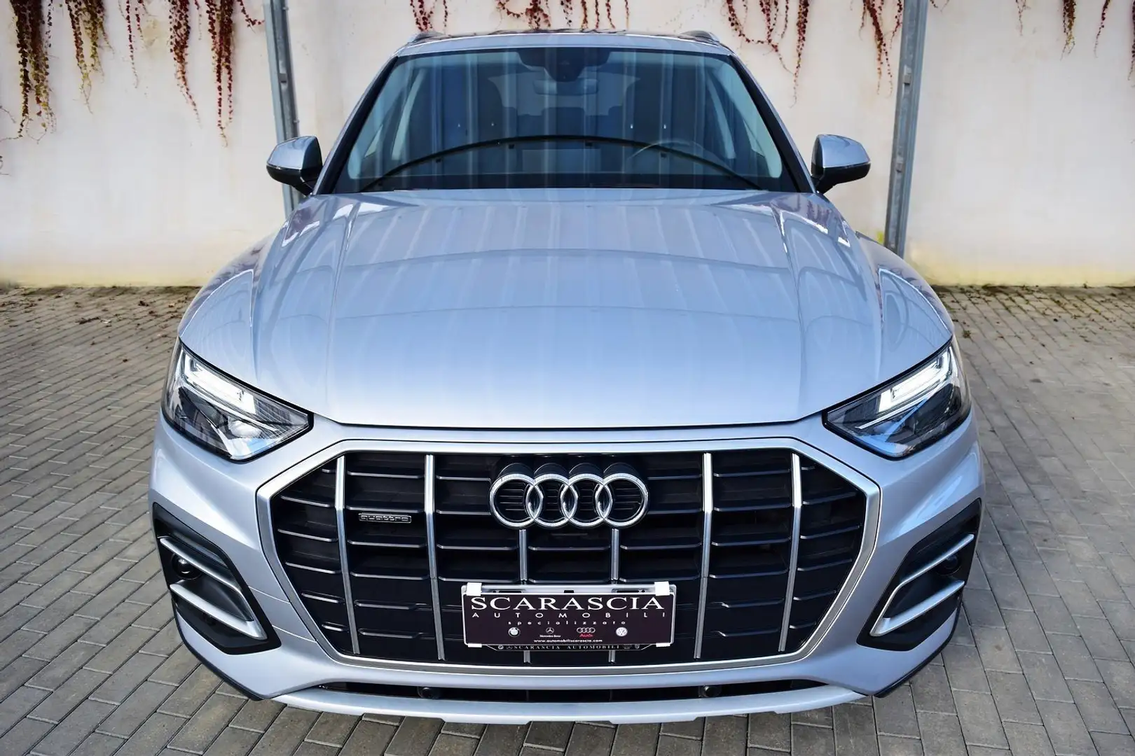 Audi Q5 40 2.0 Tdi quattro S tronic Business Advanced Argento - 2